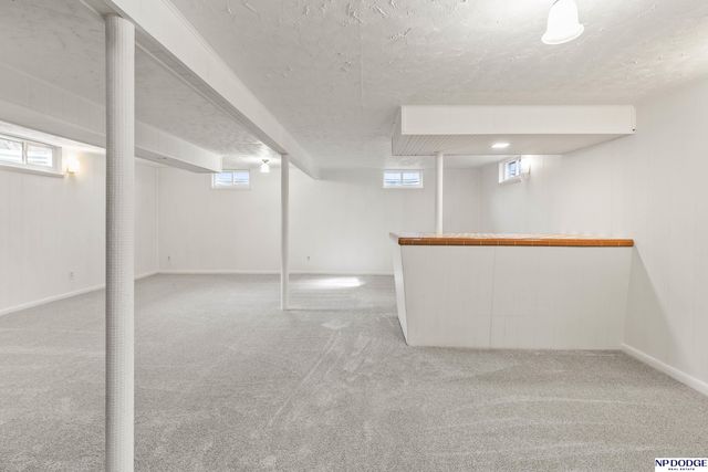 7736 Richmond Drive, Omaha, NE 68134