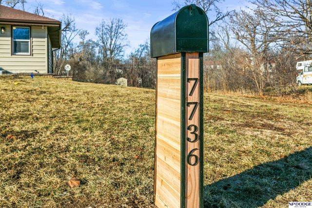 7736 Richmond Drive, Omaha, NE 68134