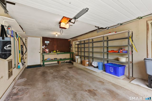61 Hollister Drive, Rocky Hill, CT 06067