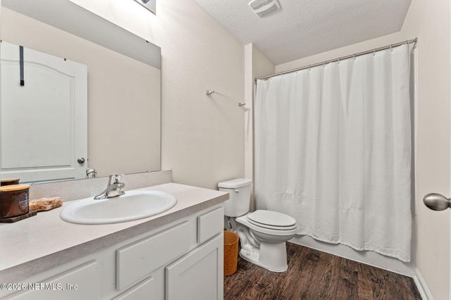 70013 MISTY LAKE Court, Yulee, FL 32097