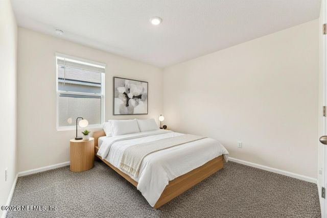 70013 MISTY LAKE Court, Yulee, FL 32097