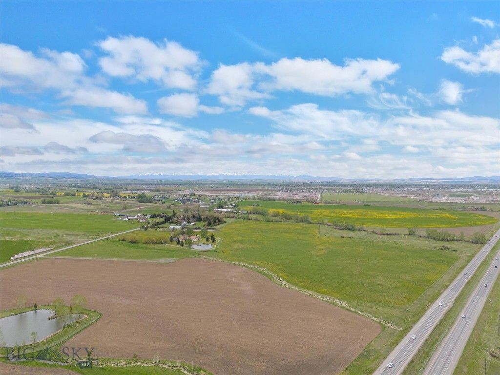 2501 E Cameron Bridge, Bozeman, MT 59718