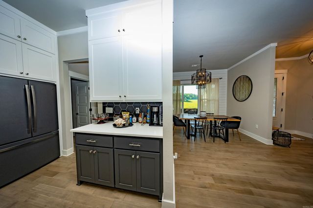 13017 Avilla Hills Cove, Alexander, AR 72002