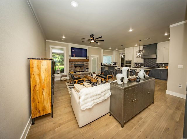 13017 Avilla Hills Cove, Alexander, AR 72002