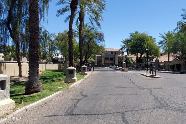 4925 E DESERT COVE Avenue 359, Scottsdale, AZ 85254
