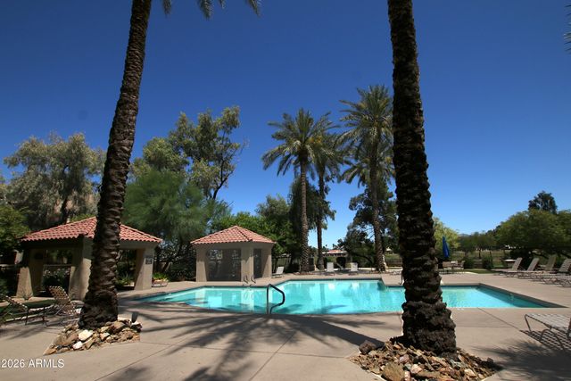 4925 E DESERT COVE Avenue 359, Scottsdale, AZ 85254
