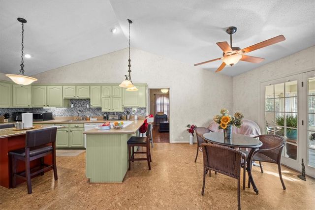 32 Jackson Court, Piedmont, SC 29673