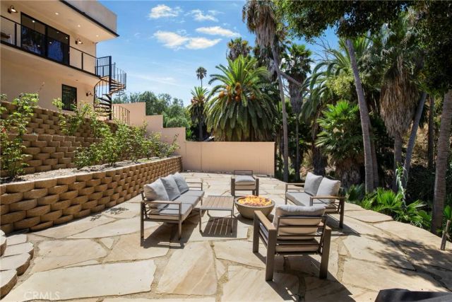1102 W 6th, San Pedro, CA 90731