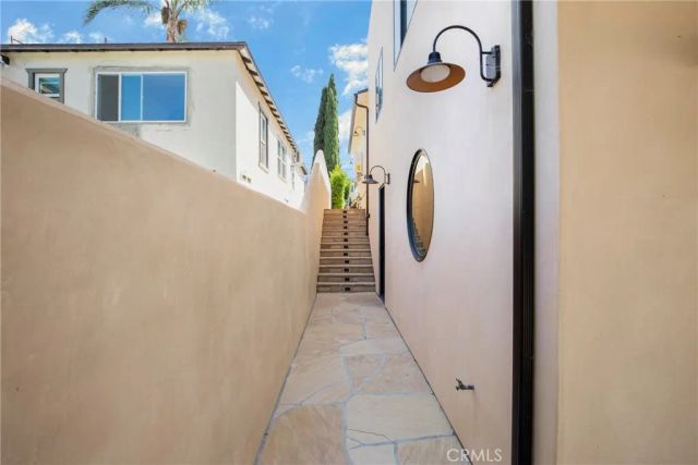 1102 W 6th, San Pedro, CA 90731