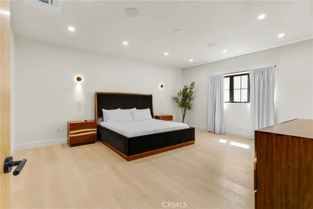 1102 W 6th, San Pedro, CA 90731
