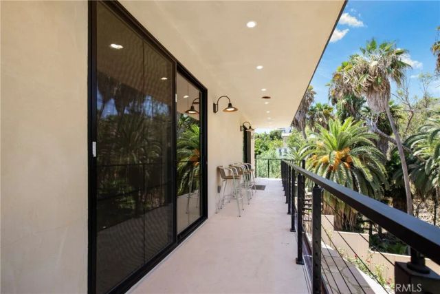 1102 W 6th, San Pedro, CA 90731