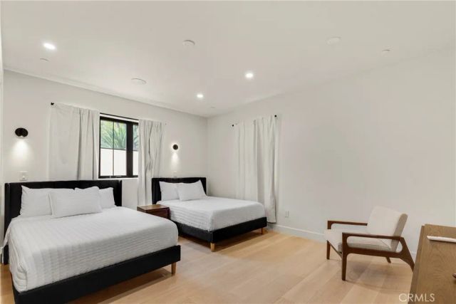 1102 W 6th, San Pedro, CA 90731