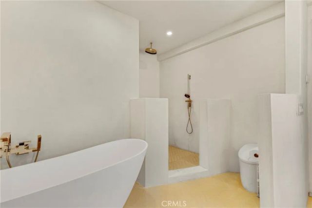 1102 W 6th, San Pedro, CA 90731