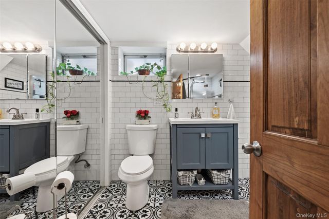 7547 Furmanville Avenue, Middle Village, NY 11379