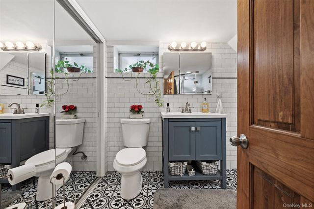 7547 Furmanville Avenue, Middle Village, NY 11379