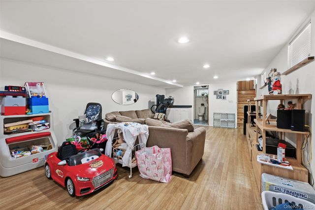 7547 Furmanville Avenue, Middle Village, NY 11379