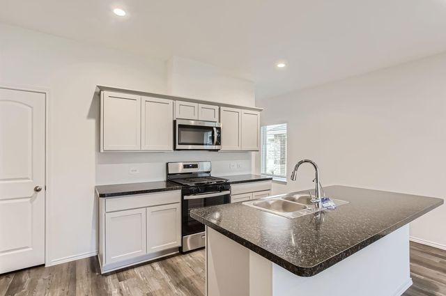 5703 Redstone Gardens Drive, Spring, TX 77373