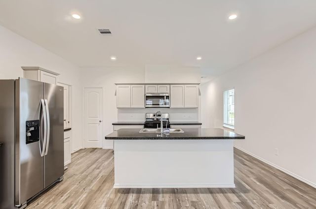 5703 Redstone Gardens Drive, Spring, TX 77373