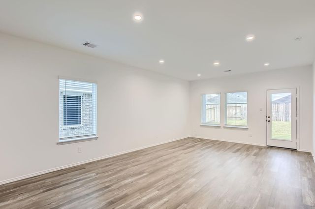 5703 Redstone Gardens Drive, Spring, TX 77373