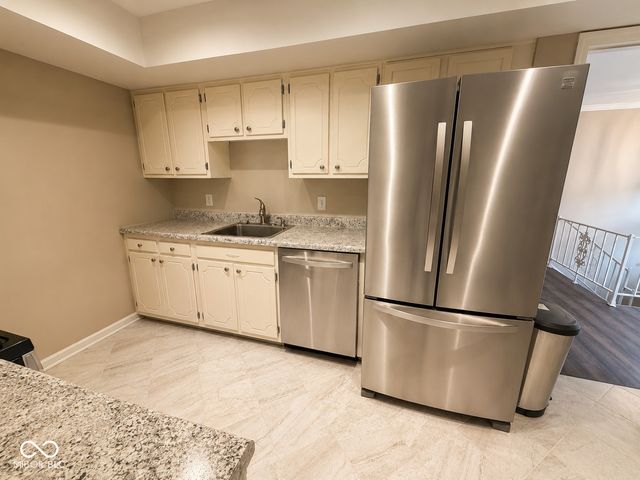 5158 Brendonshire Court, Indianapolis, IN 46226