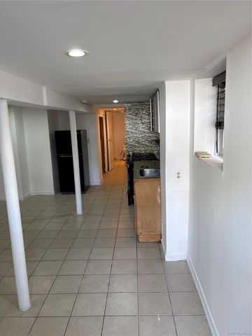 1712 Jarvis Avenue, Bronx, NY 10461