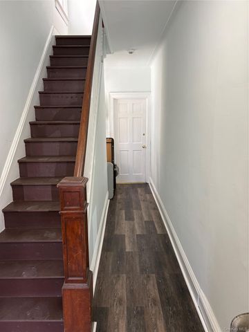 1712 Jarvis Avenue, Bronx, NY 10461