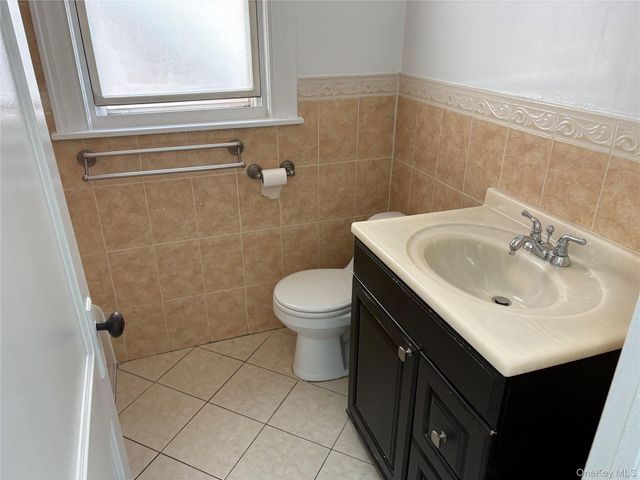 1712 Jarvis Avenue, Bronx, NY 10461