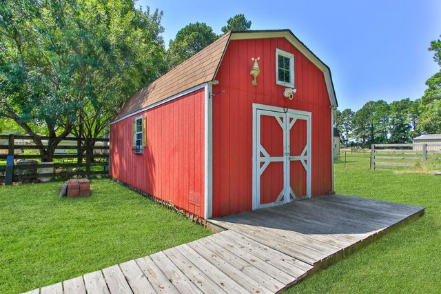 31523 Johlke Road Road, Magnolia, TX 77355