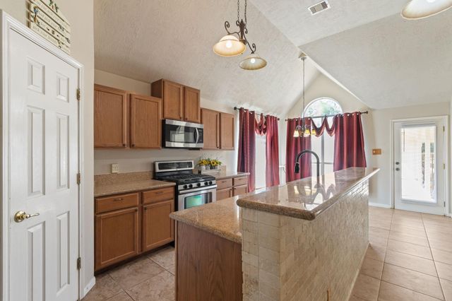 31523 Johlke Road Road, Magnolia, TX 77355