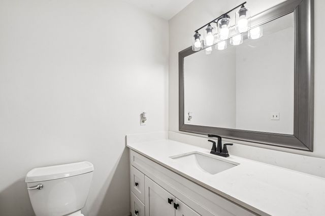 2258 Lebanon Pike Apt 40, Nashville, TN 37214