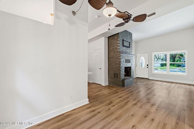 5466 KEYSTONE Drive S, Jacksonville, FL 32207