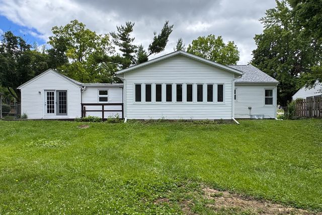 2610 Pelham Road, Rockford, IL 61107