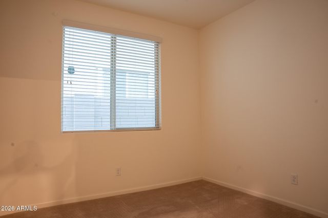5343 W HACKAMORE Drive, Phoenix, AZ 85083