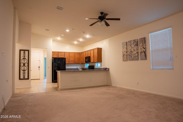 5343 W HACKAMORE Drive, Phoenix, AZ 85083