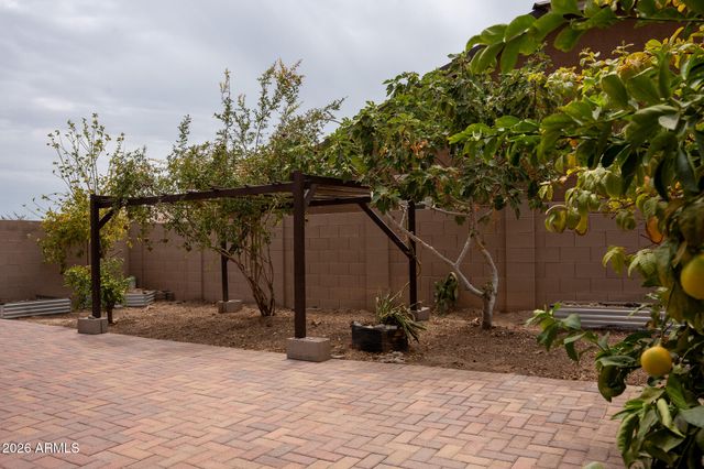 5343 W HACKAMORE Drive, Phoenix, AZ 85083