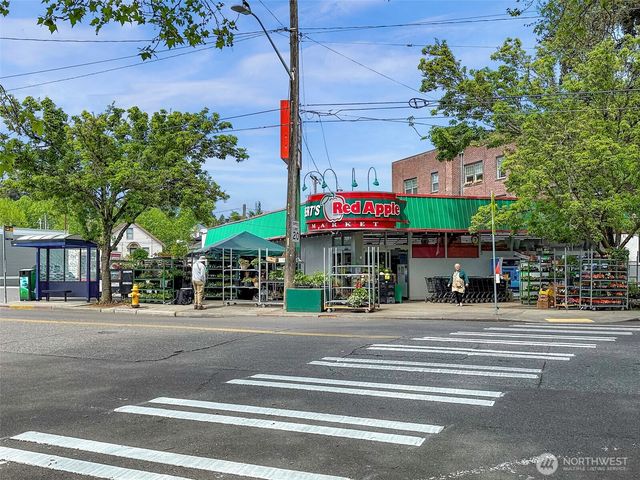 1843 41st Avenue E, Seattle, WA 98112