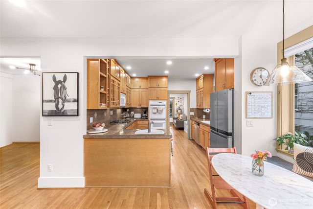 1843 41st Avenue E, Seattle, WA 98112