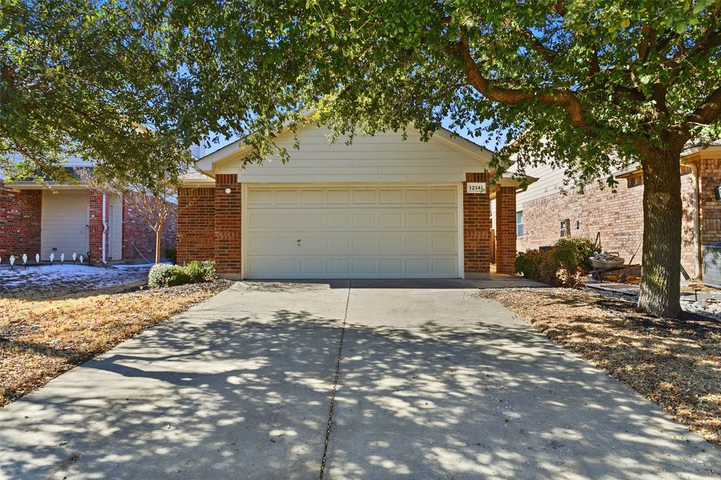 12141 Thicket Bend Drive, Fort Worth, TX 76244