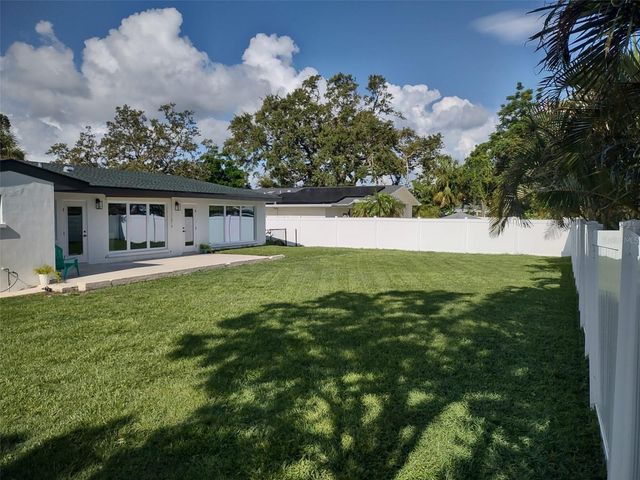 2713 RENATTA DRIVE, Belleair Bluffs, FL 33770