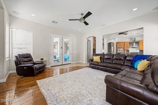 2725 S SIERRA Street, Gilbert, AZ 85295