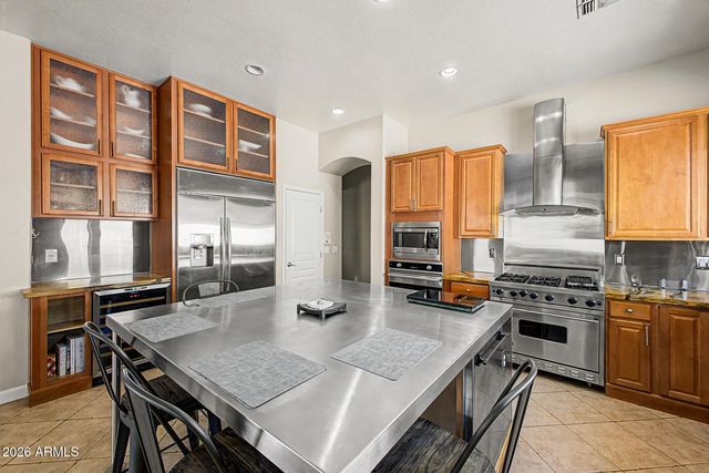 2725 S SIERRA Street, Gilbert, AZ 85295