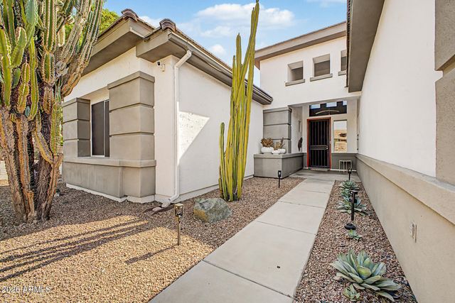 2725 S SIERRA Street, Gilbert, AZ 85295