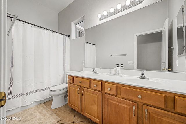 2725 S SIERRA Street, Gilbert, AZ 85295
