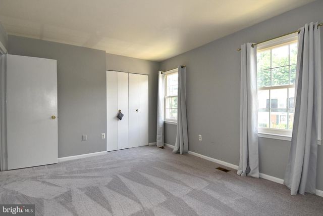 14 FENCELINE DR, Gaithersburg, MD 20878