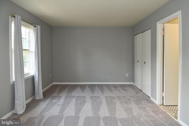 14 FENCELINE DR, Gaithersburg, MD 20878