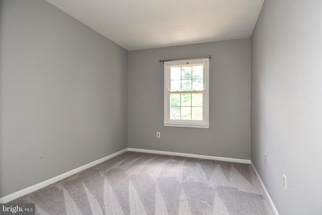 14 FENCELINE DR, Gaithersburg, MD 20878