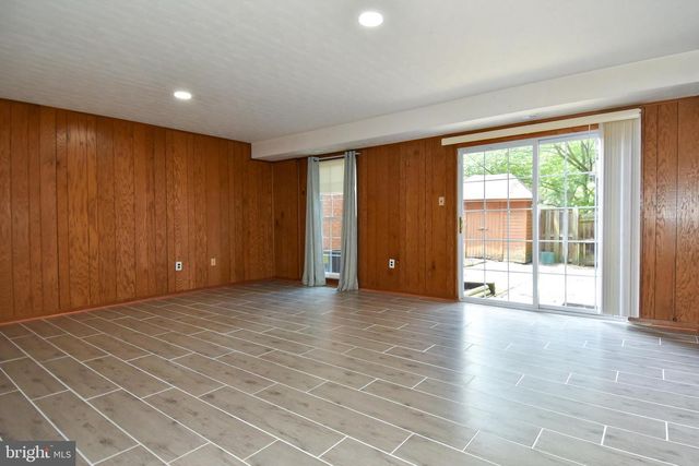 14 FENCELINE DR, Gaithersburg, MD 20878