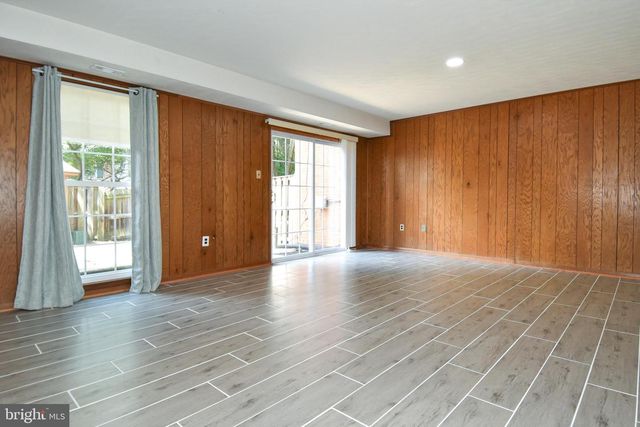 14 FENCELINE DR, Gaithersburg, MD 20878