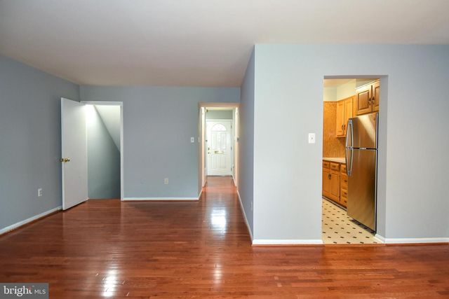 14 FENCELINE DR, Gaithersburg, MD 20878