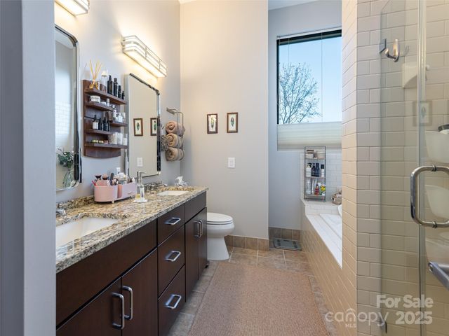 60 N Market Street 117, Asheville, NC 28801